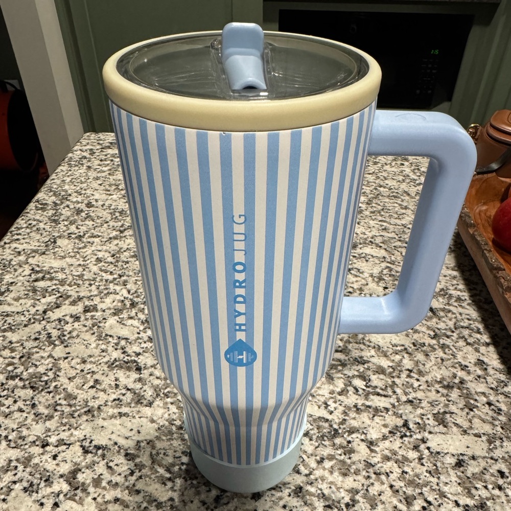 Hydrojug 40oz with Lid-Cape Cod